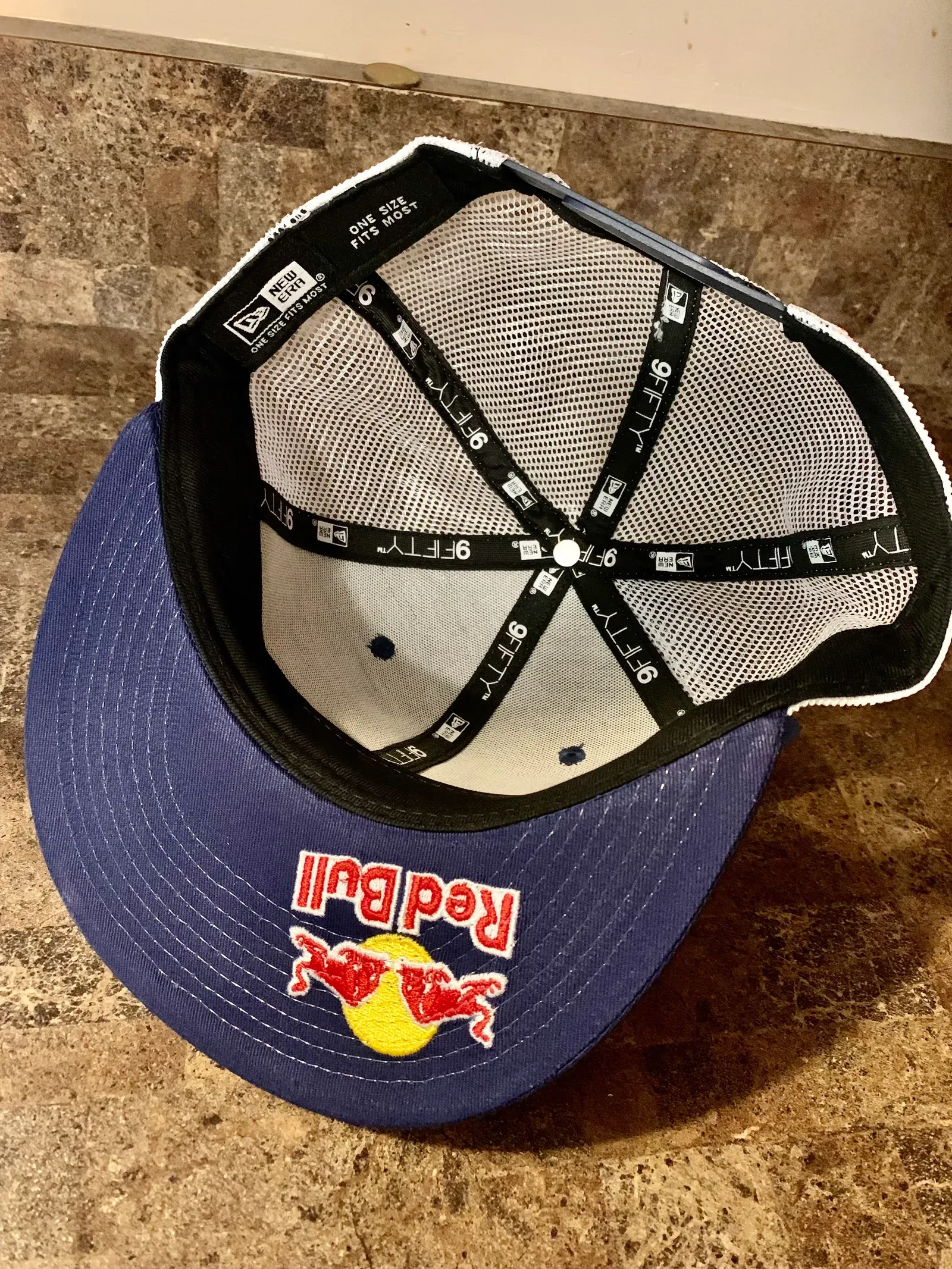 帽子 RedBull ATHLETES ONLY MESH CAP SS 2019 NEW! Red Bull Athlete Only Cap