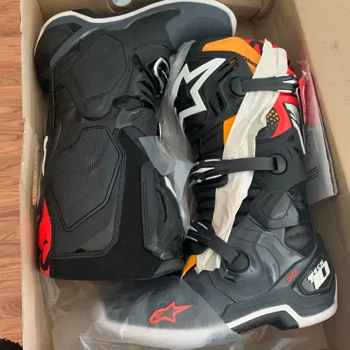 Alpinestars tech 7 blackjack 2025