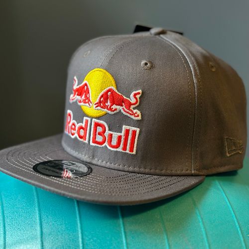 24hr Sale ! Red Bull Athlete Hat New Era