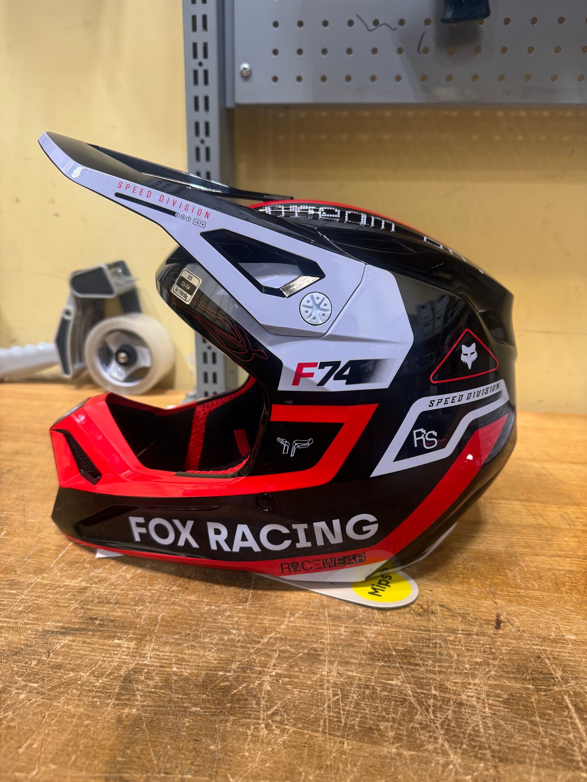 Fox V1 Race Spec 