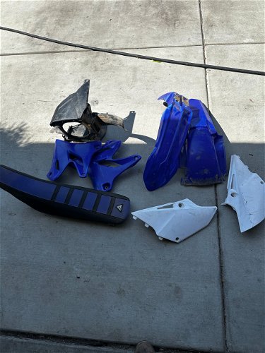 Yz250 Plastics With Seat And Airbox
