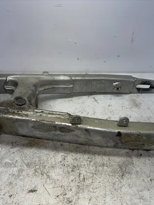 1998 HONDA XR80 SWINGARM 52100-GT9-405ZA