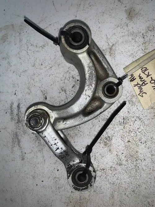 1995 Honda XR200r Shock Absorber Arm 52460-KT0-830