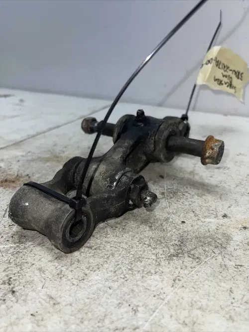 2001 Yamaha Xt225 Rear Suspension Arm Linkage 3RW-2217A-00-00