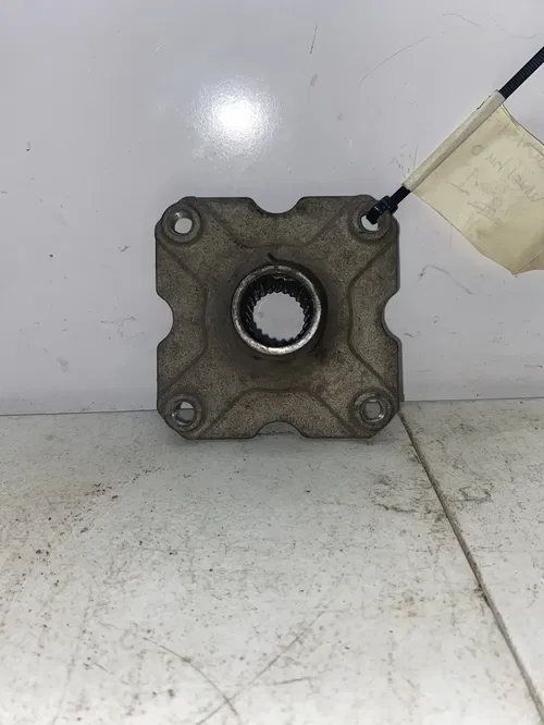 2001 Polaris Scrambler 90 ATV Rear Wheel Axle Hub 0450381-385