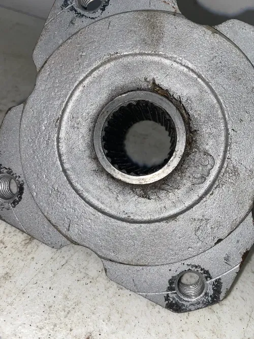 2001 Polaris Scrambler 90 ATV Rear Wheel Axle Hub 0450381-385