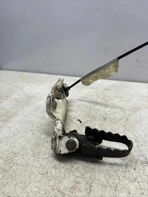 1998 Honda XR80 Lt Foot Peg And Bracket Left Step 50642-GN1-000