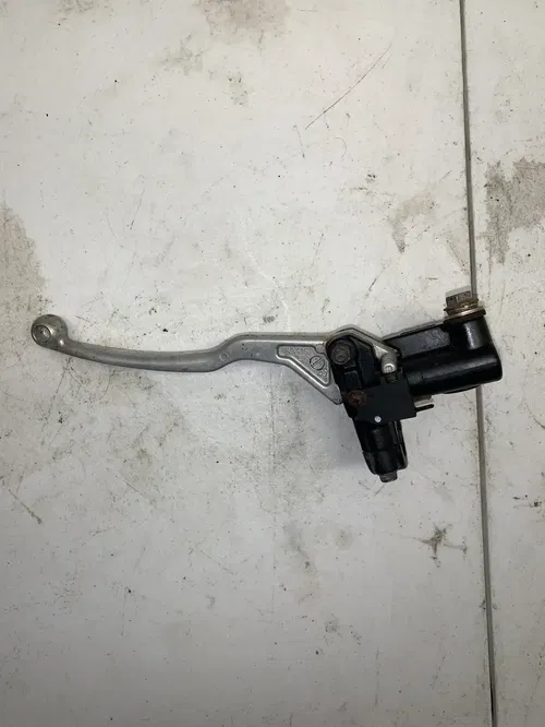 2013 Suzuki Kingquad LTA 750 Front Master Cylinder, Brake Lever and Switch