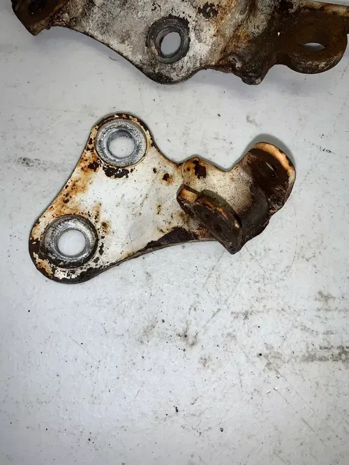 1997 Honda XR100 Rt And Lt Step Brackets 50615-GN1-000ZB