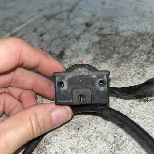 2001 HONDA TRX90 ENGINE STOP ON OFF SWITCH BUTTON OEM 35300-HF7-000