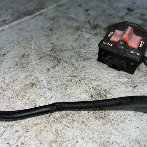 2001 HONDA TRX90 ENGINE STOP ON OFF SWITCH BUTTON OEM 35300-HF7-000