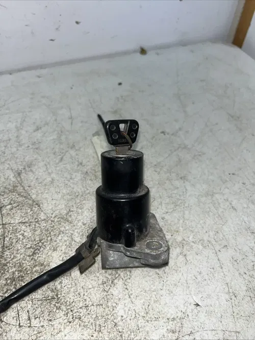 1996 Yamaha XT225 Main Switch Steering Lock 2HV-82501-00-00