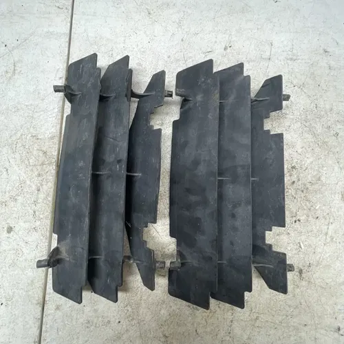 2004 SUZUKI DRZ400E RADIATOR LOUVERS 17831-37E11