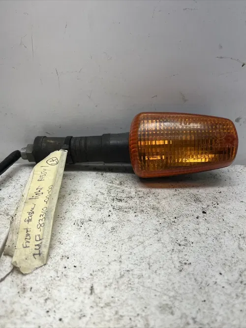 2001 Yamaha XT225 Lt Front flasher light