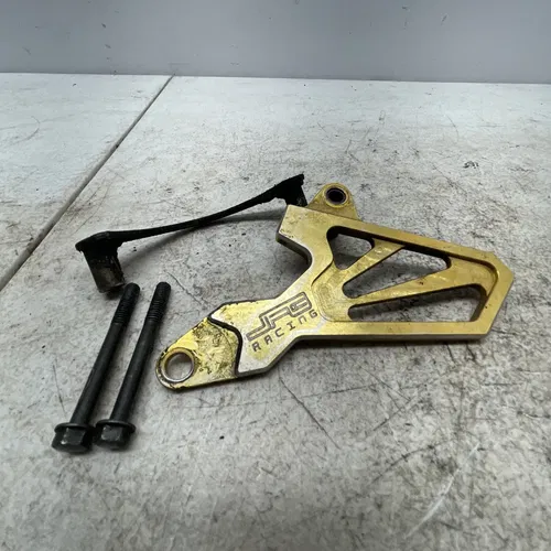 2004 SUZUKI DRZ400E Sprocket Cover Gold Aftermarket