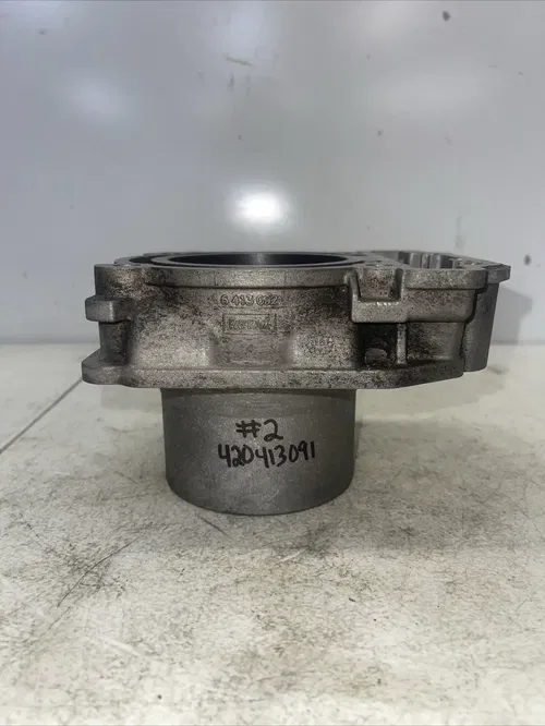2019 Can Am OUTLANDER 570XT OEM CYLINDER JUG BARREL 420413091