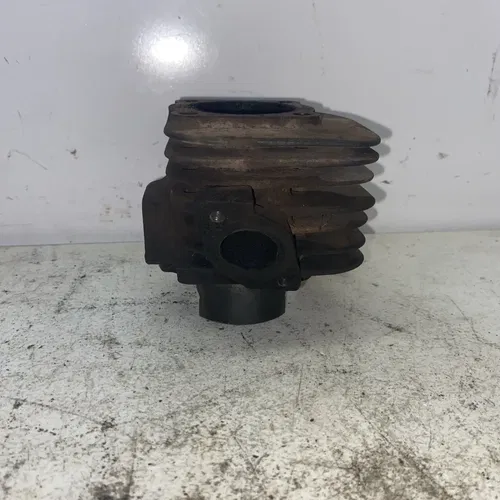 2001 POLARIS SCRAMBLER 90 OEM ENGINE CYLINDER PISTON BLOCK JUG BARREL 0450007