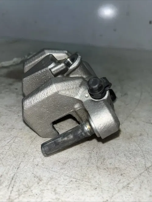2025 Honda CRF250R Front Brake Caliper Assy OEM 45150-K95-AG1