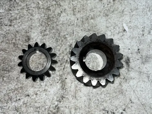 2007 SUZUKI DRZ125L PRIMARY DRIVE GEAR 21111-05200-000