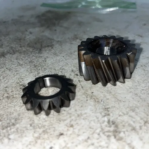 2007 SUZUKI DRZ125L PRIMARY DRIVE GEAR 21111-05200-000