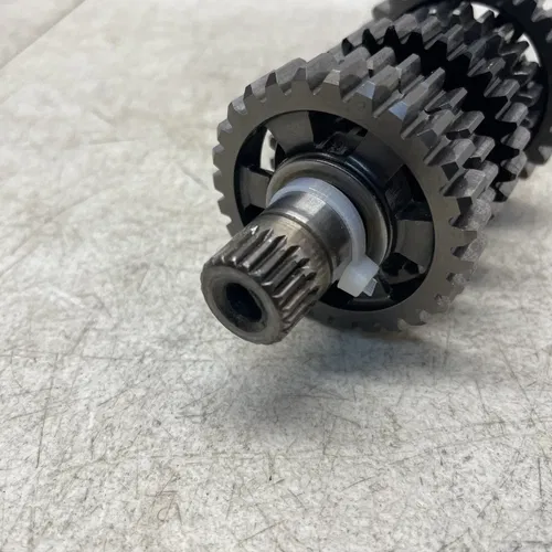 2007 HONDA CRF250R OEM Counter Shaft 23221-KRN-A00