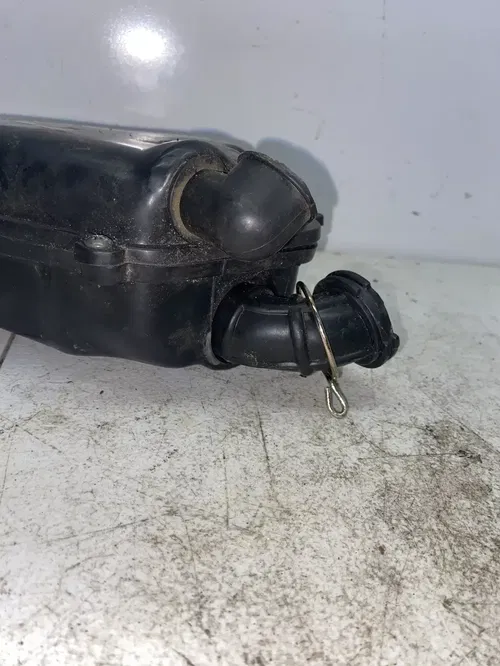 2001 POLARIS SCRAMBLER 90 AIRBOX AIR INTAKE FILTER BOX 0451080