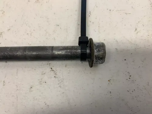 2001 Yamaha TTR125 Front Axle