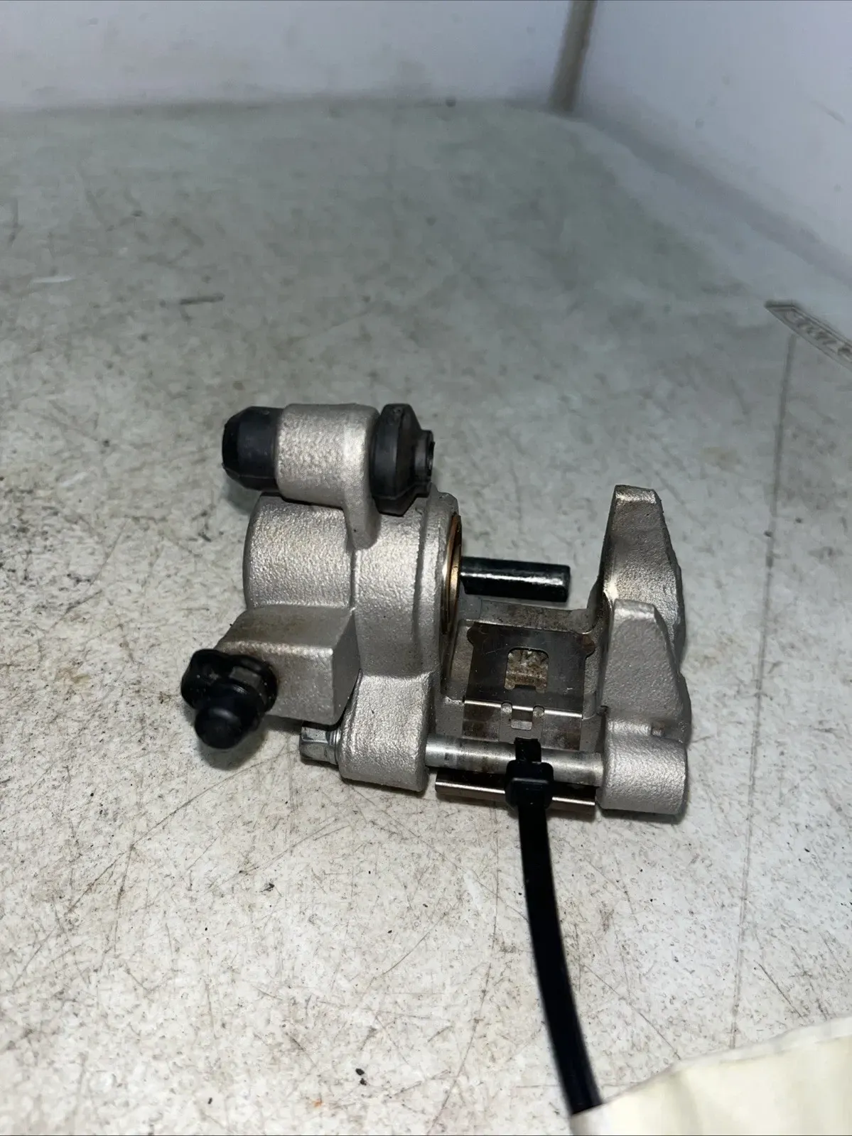 2025 Honda CRF250R Rear Brake Caliper Sub Assy 43150-MKE-A01