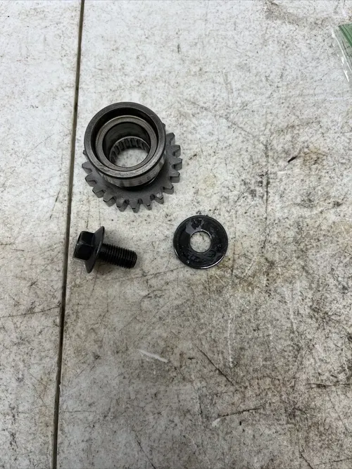 2001 SUZUKI RM250 OEM PRIMARY GEAR ASSEMBLY 21111-37F00