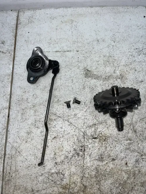 2001 Suzuki RM250  Exhaust Valve Governor Powervalve Linkage Actuator Tie Rod