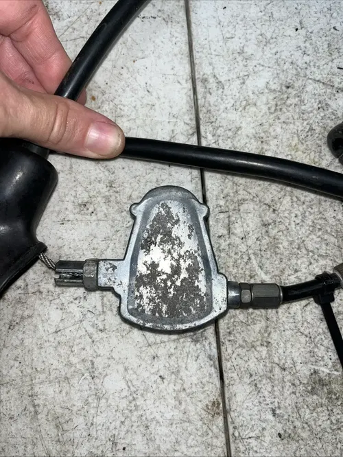 1996 Yamaha XT225 Clutch Perch Lever Handle Cable 23X-83912-02-00