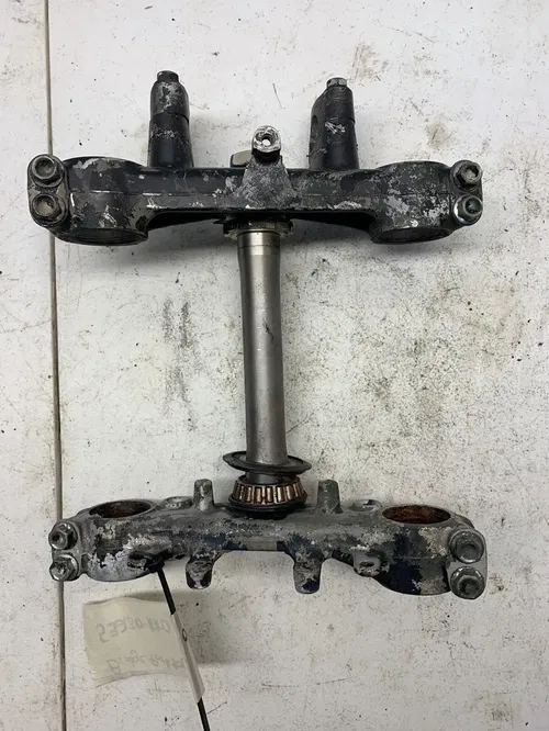 1995 Honda XR200R Bridge Fork Top Triple Clamps 53230-KK0-010
