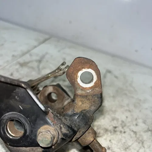 2001 Honda TRX90 Left Knuckle 51220-HC3-000