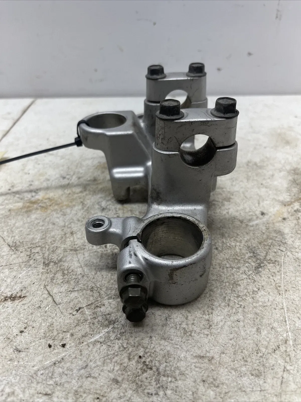 2001 YAMAHA XT225 Top Triple Clamp  4BE-23435-10-00