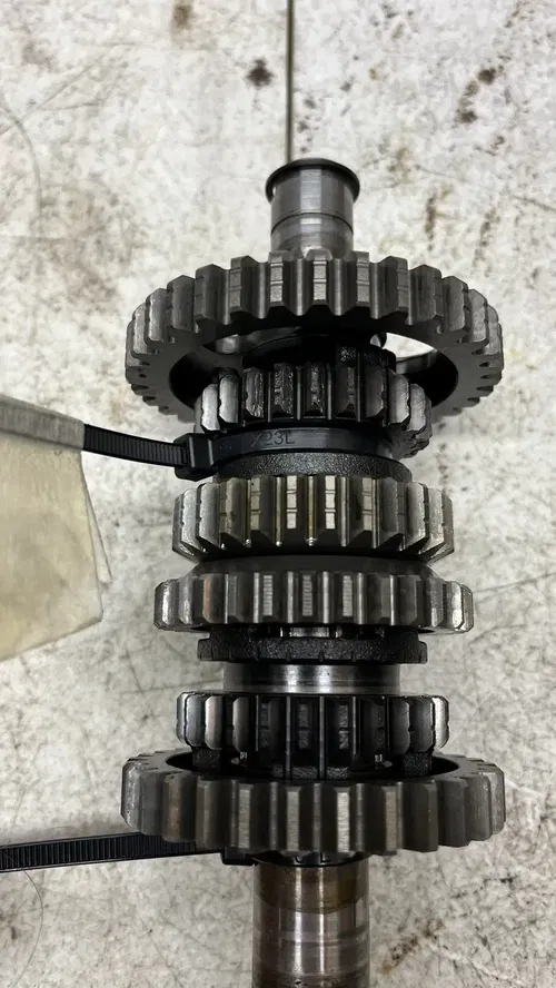 1996 Yamaha XT225 Serow Counter Shaft 17T-17402-00-00