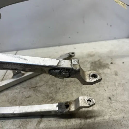 2001 SUZUKI RM250 OEM REAR BACK SUBFRAME 41200-37F00