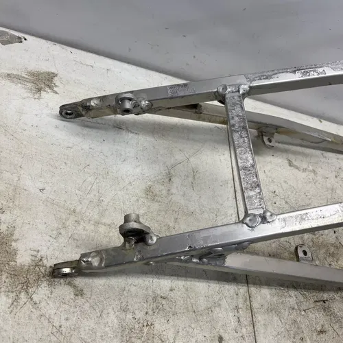 2001 SUZUKI RM250 OEM REAR BACK SUBFRAME 41200-37F00