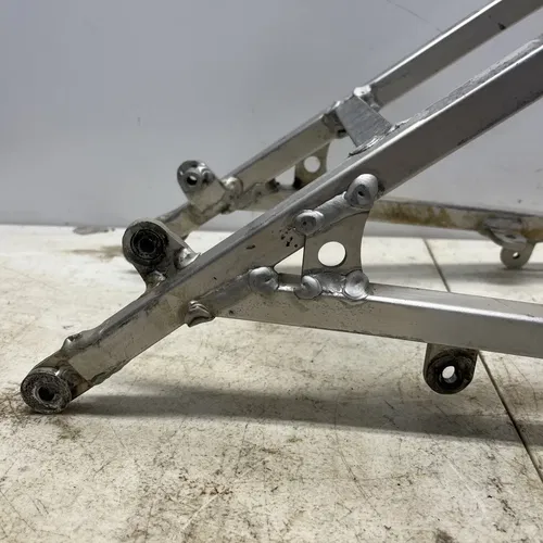 2001 SUZUKI RM250 OEM REAR BACK SUBFRAME 41200-37F00