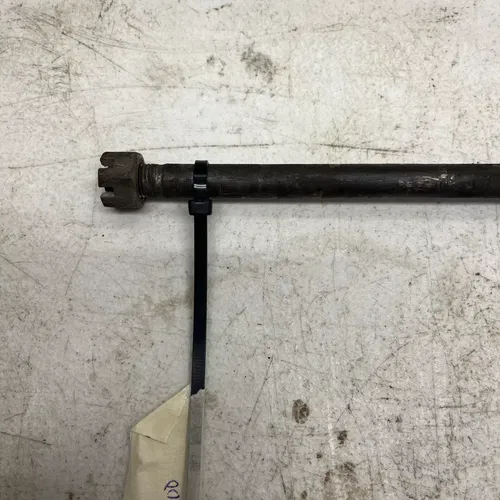1996 YAMAHA PW80 PW 80 REAR WHEEL AXLE OEM 367-25381-01-00