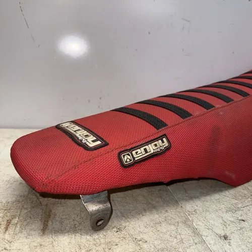 2007 HONDA CRF250R OEM SEAT SADDLE ENJOY 77100-KRN-A01
