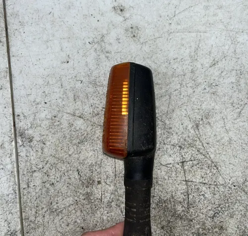 1996 Yamaha XT225 Left Front Flasher Light Assy 1UF-83310-00-00