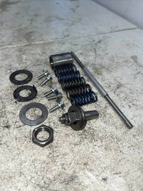 2007 SUZUKI DRZ125L OEM CLUTCH PARTS 23110-05203