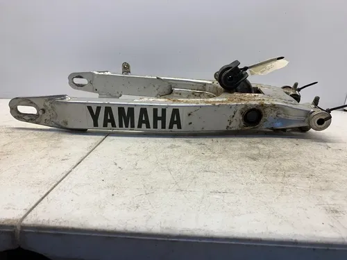 2004 Yamaha ttr225 Swing Arm 4VW-F2110-10-35