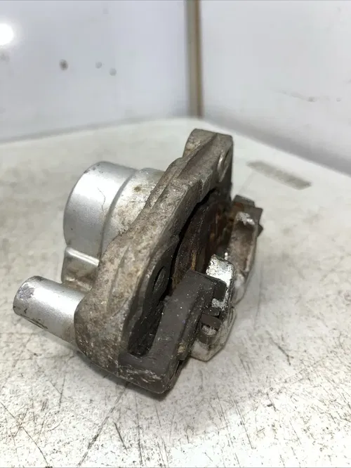 1996 Yamaha XT225 Front Brake Caliper Assy Left  2580T-11-00