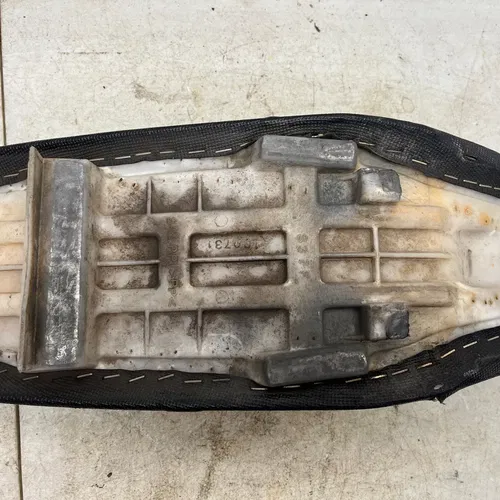 2001 Suzuki RM250 OEM Seat with Aftermarket Seat Cover.