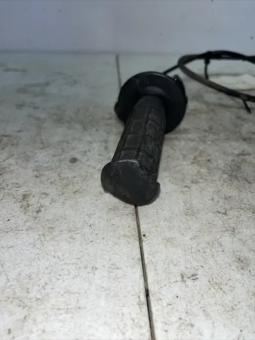 2007 Suzuki DRZ125L Grip Throttle