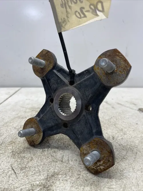 2019 CAN AM OUTLANDER 570XT OEM LEFT REAR WHEEL HUB 705501716