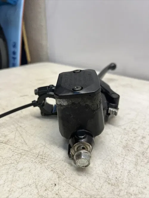 2019 Can-Am Outlander 570XT Brake Master Cylinder Left 705601430