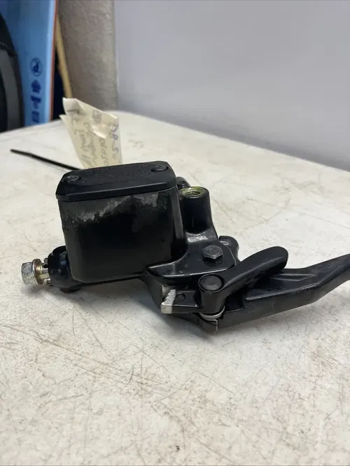 2019 Can-Am Outlander 570XT Brake Master Cylinder Left 705601430