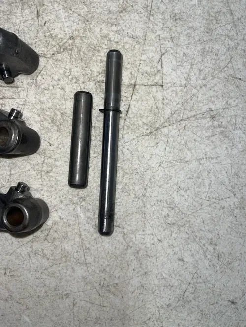 2004 YAMAHA YZ85 OEM SHIFT FORK 4ES-18511-02-00